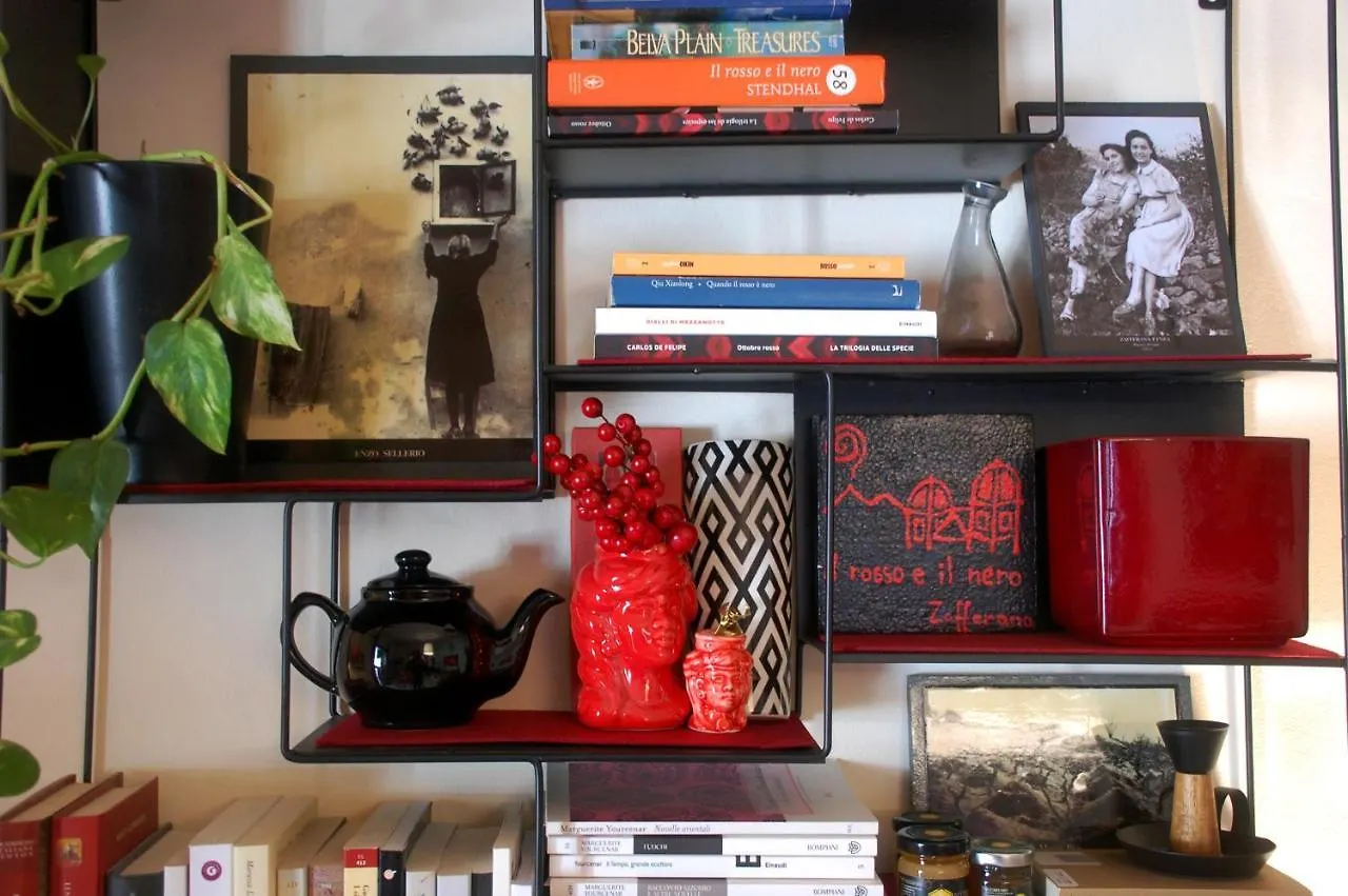 B&B il rosso e il nero Zafferana Etnea Bed & Breakfast