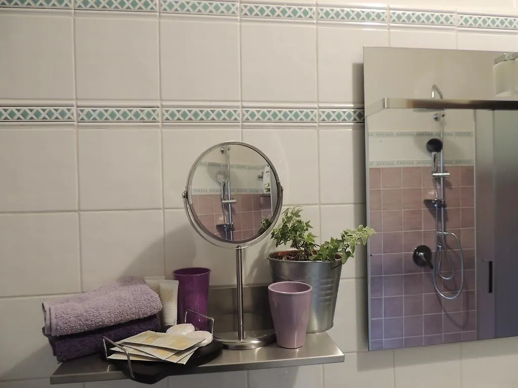 B&B Il Rosso E Il Nero Zafferana Etnea Bed & Breakfast