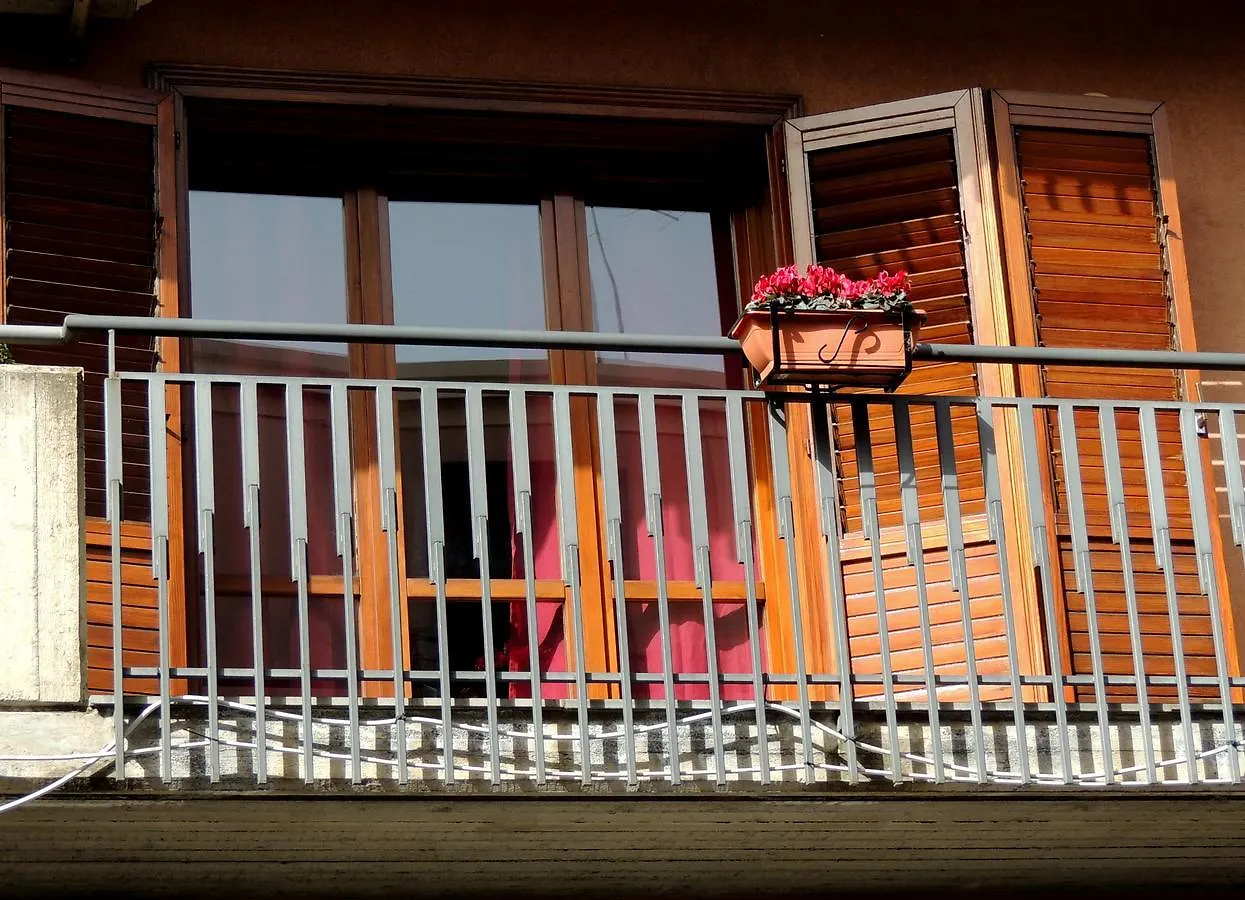 B&B Il Rosso E Il Nero